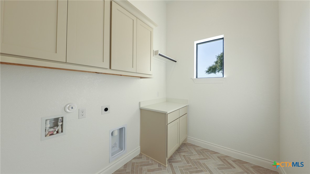 1126 Vintage Way Property Photo 30