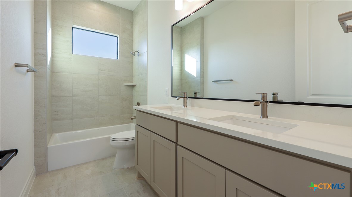 1126 Vintage Way Property Photo 35