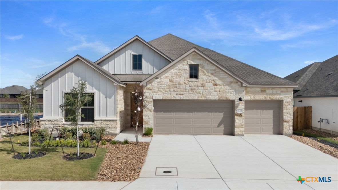 335 Grand Legacy Property Photo 1