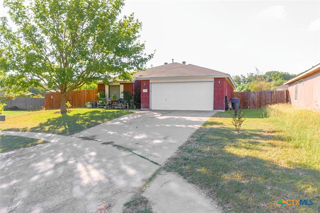 2314 Bernice Circle Property Photo 2