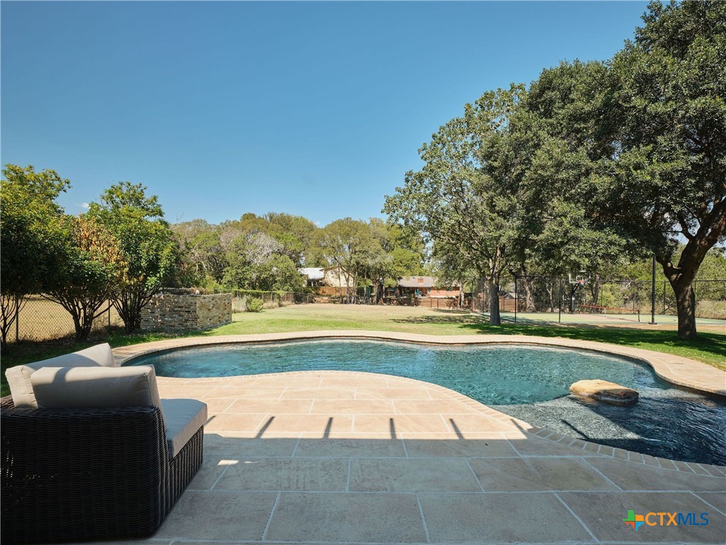 353 Lakeview Boulevard Property Photo 39