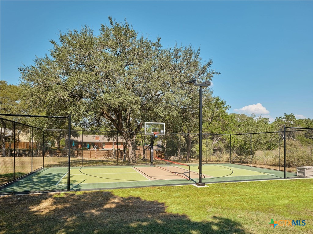 353 Lakeview Boulevard Property Photo 42