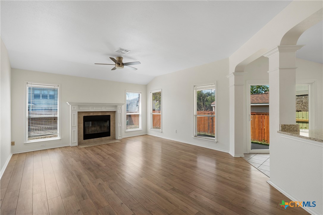 2423 Catawba Loop Property Photo 6