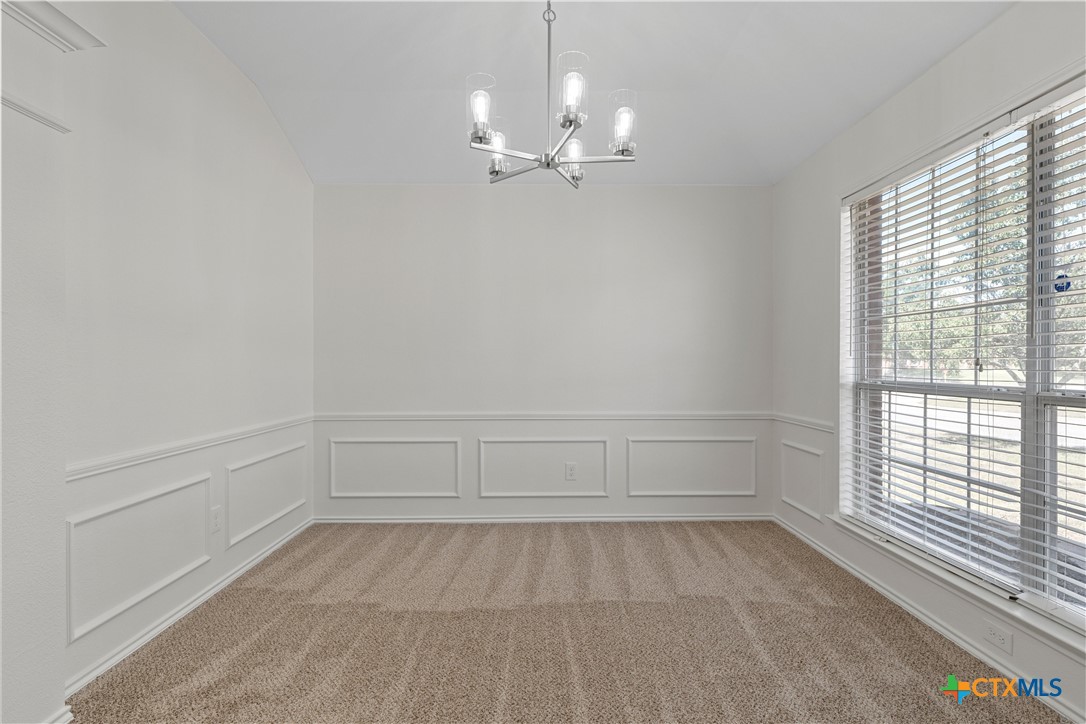 2423 Catawba Loop Property Photo 10