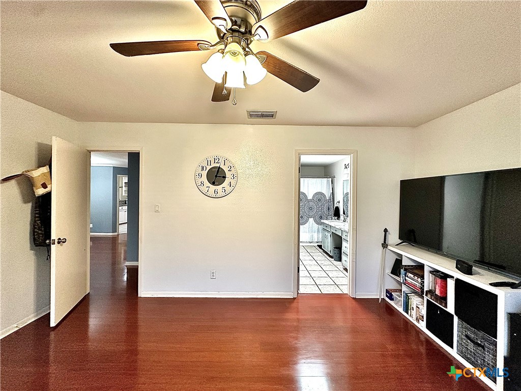 120 Andover Street Property Photo 25