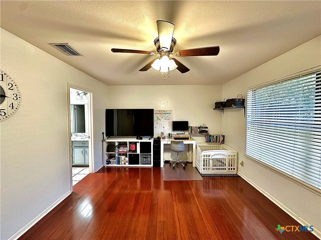 120 Andover Street Property Photo 27