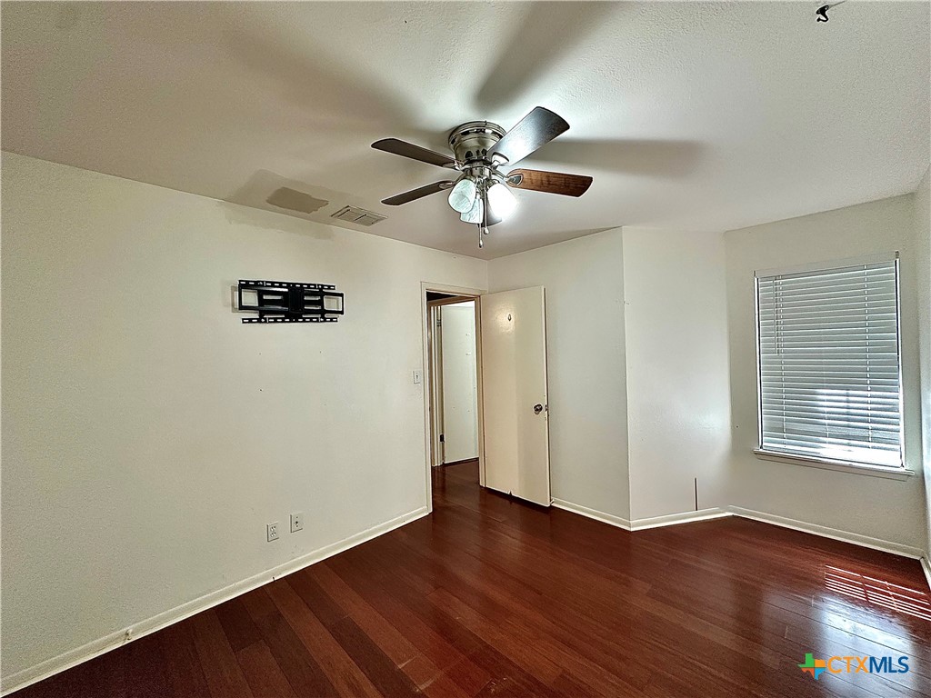 120 Andover Street Property Photo 33