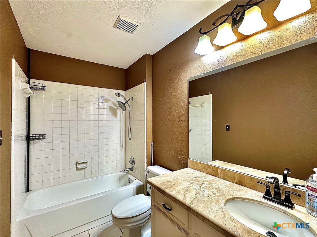 120 Andover Street Property Photo 35