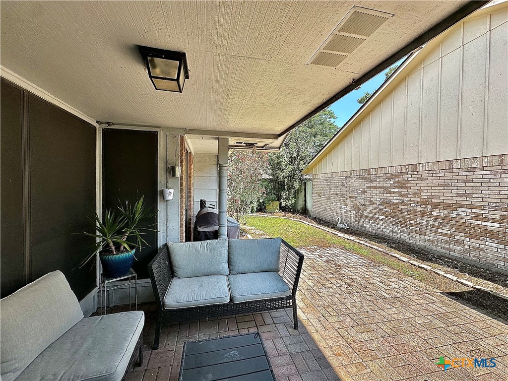 120 Andover Street Property Photo 40