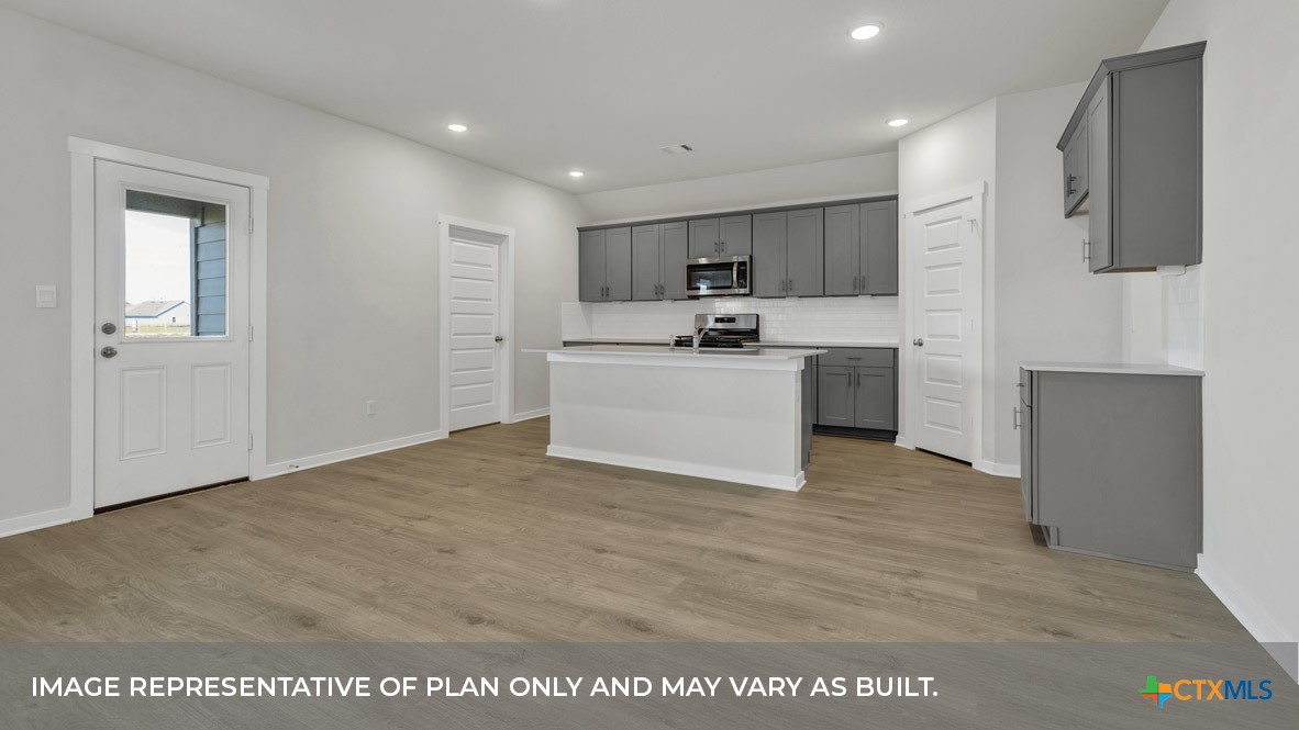 448 Atticus Cove Property Photo 15