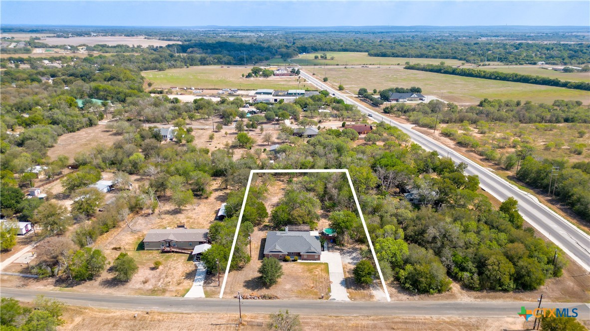 105 Tomahawk Trail Property Photo 17