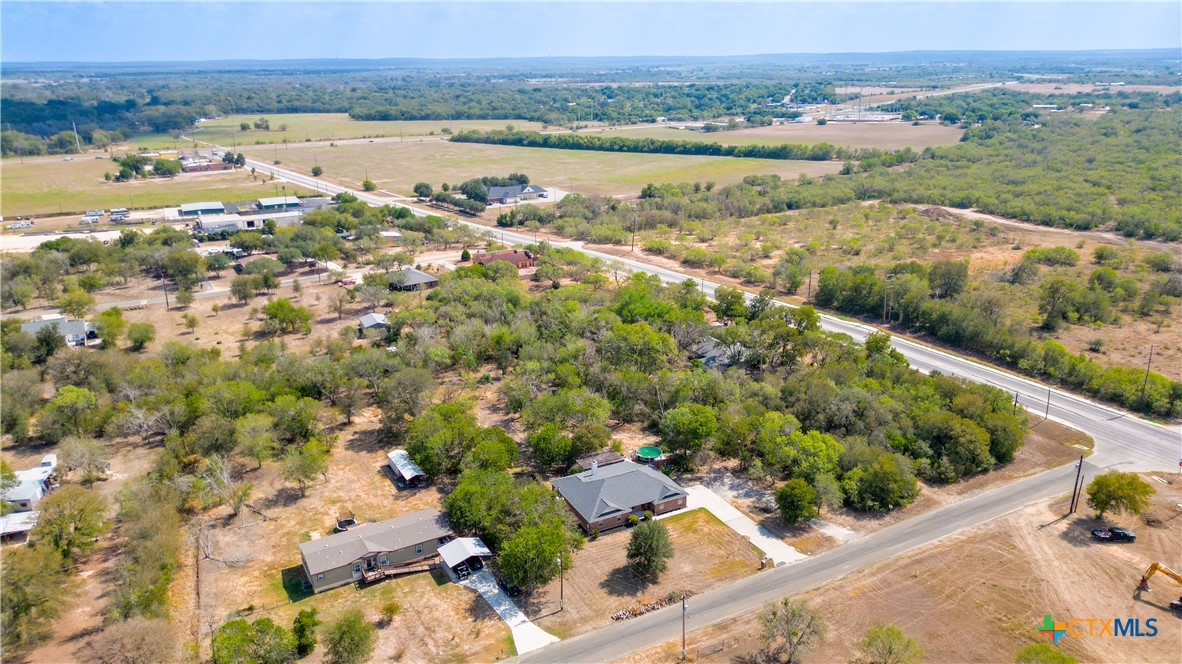 105 Tomahawk Trail Property Photo 18
