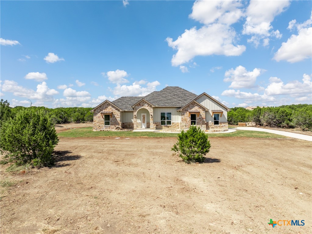 117 Cedar Bluff Loop Property Photo 3