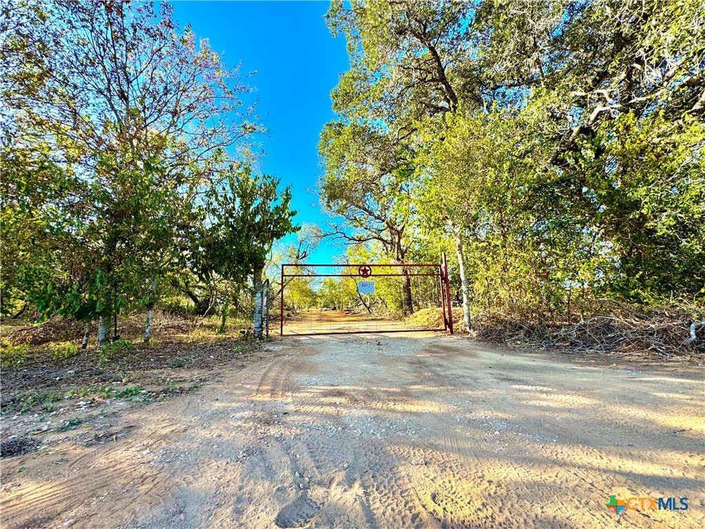 6052 Tenny Creek Rd Property Photo 6