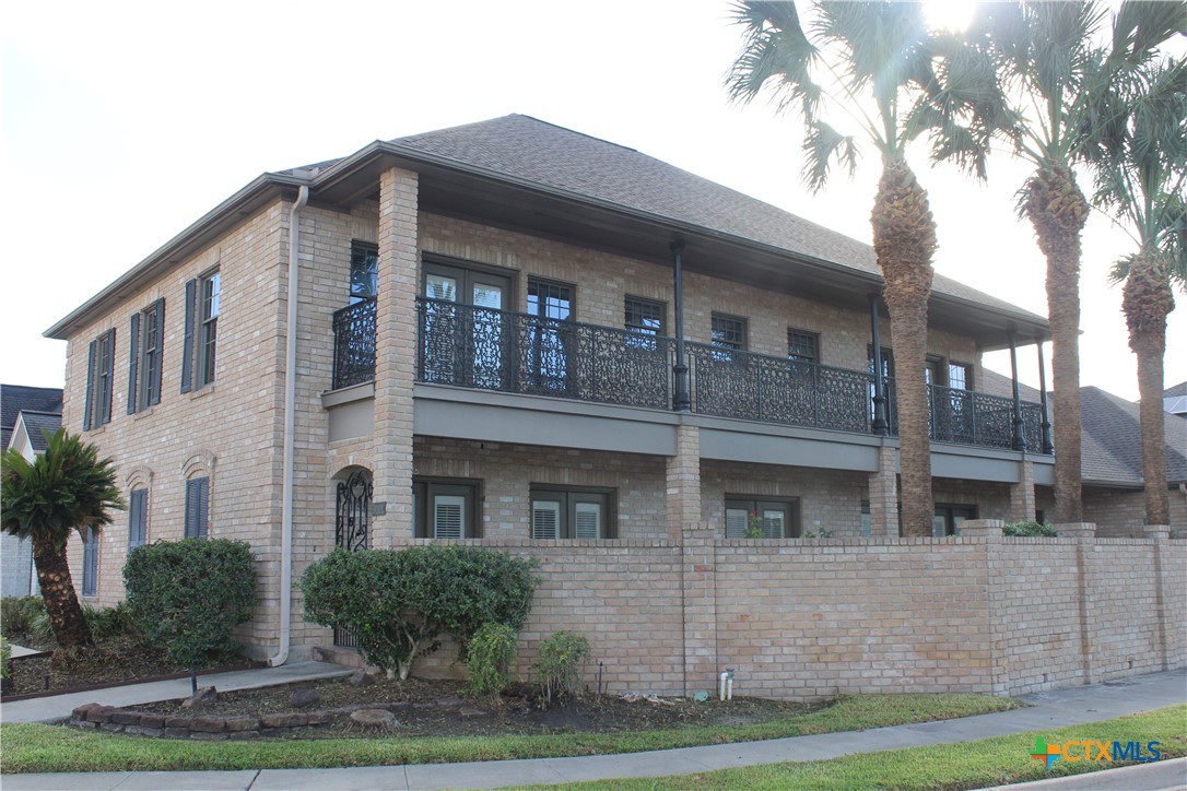 6001 Country Club Drive A Property Photo 1