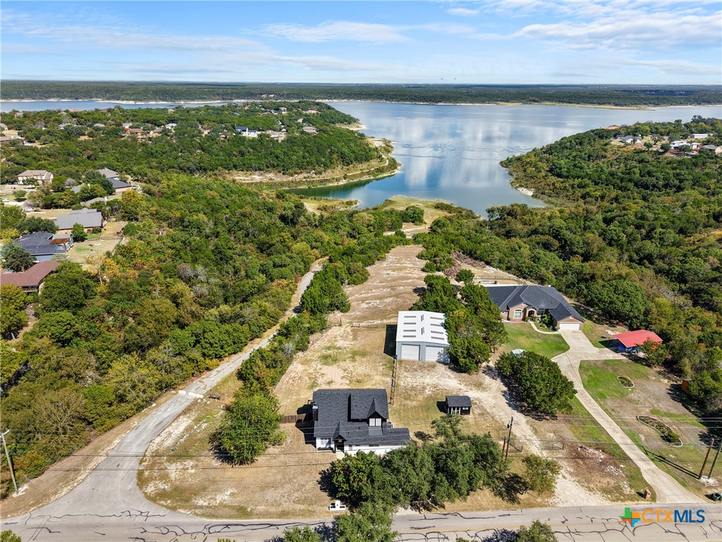 5107 Denmans Loop Property Photo 2