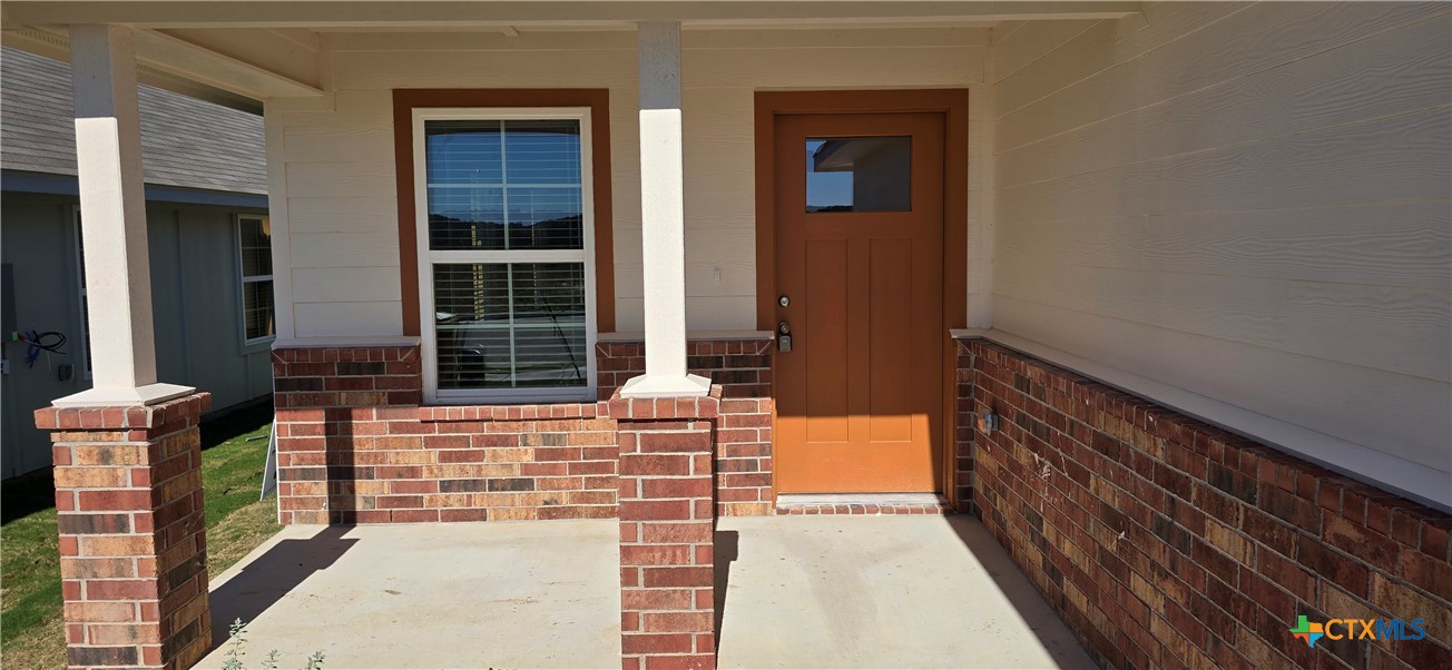 338 Monty Road Property Photo 2
