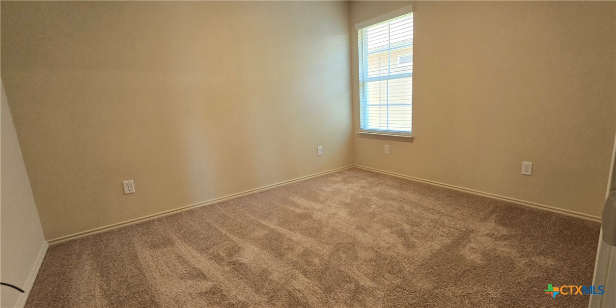 338 Monty Road Property Photo 7