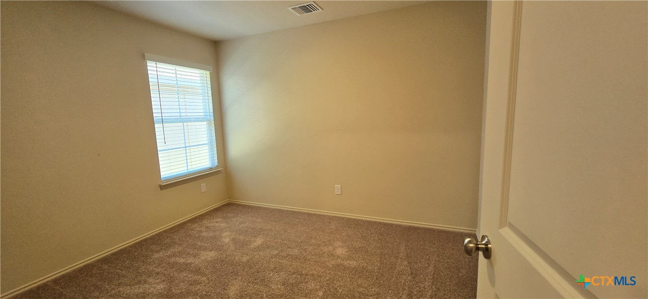 338 Monty Road Property Photo 10