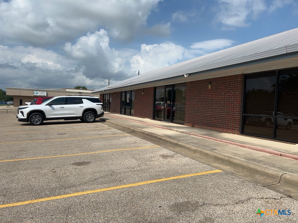 4520 E Central Texas Expressway 104 Property Photo 1