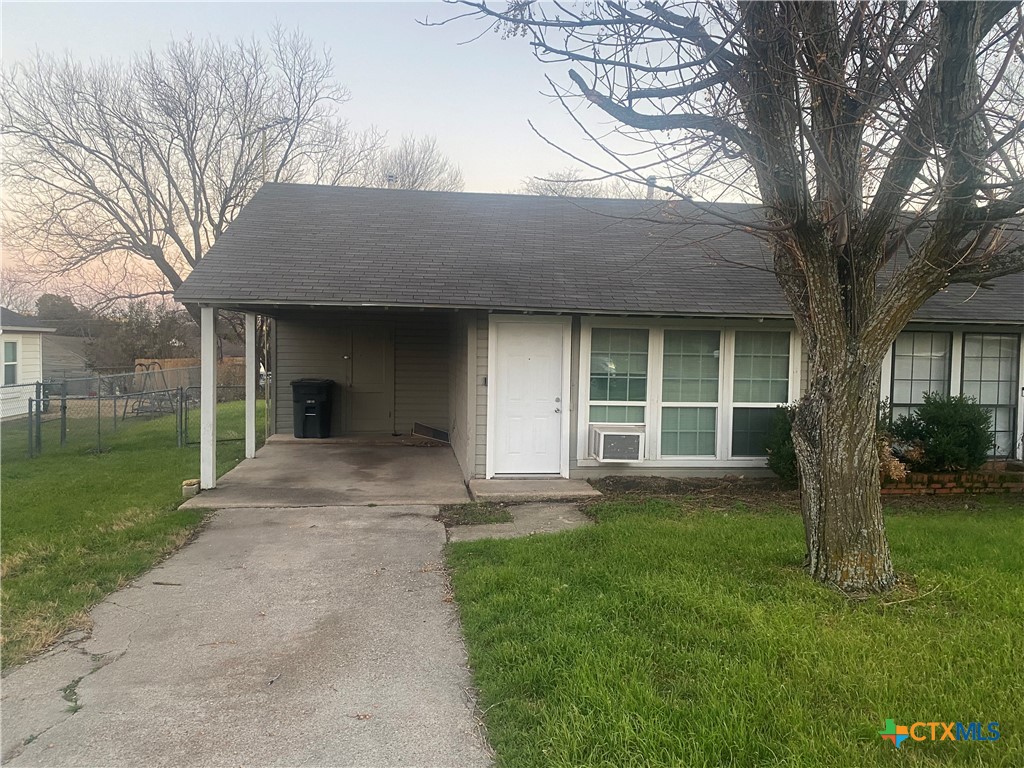 712 Sutton Drive Property Photo 1