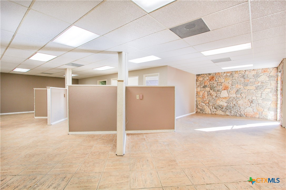 595040 Property Photo 12