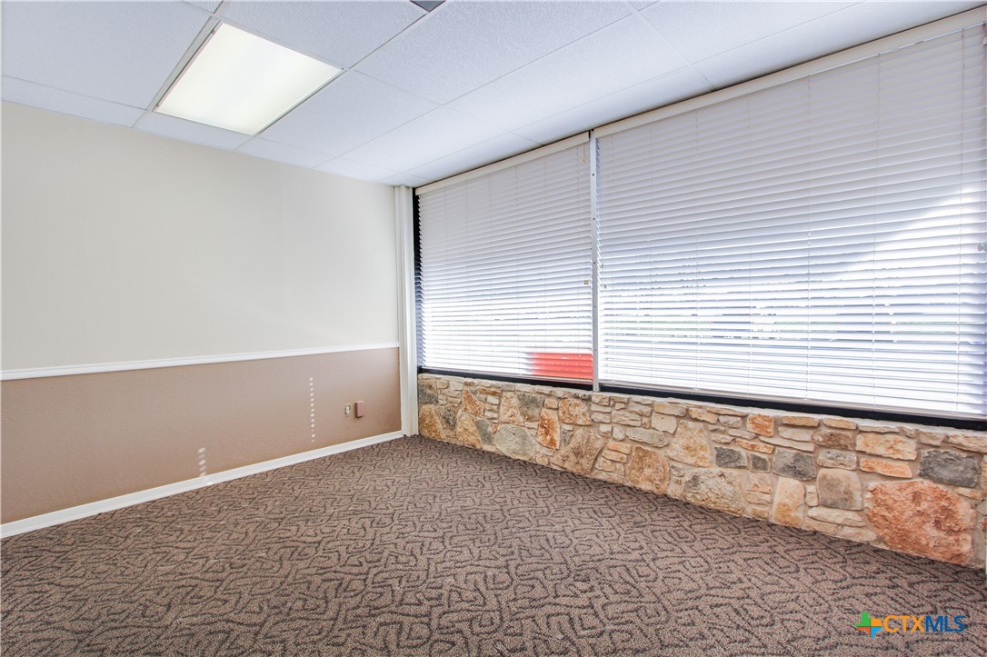 595040 Property Photo 14