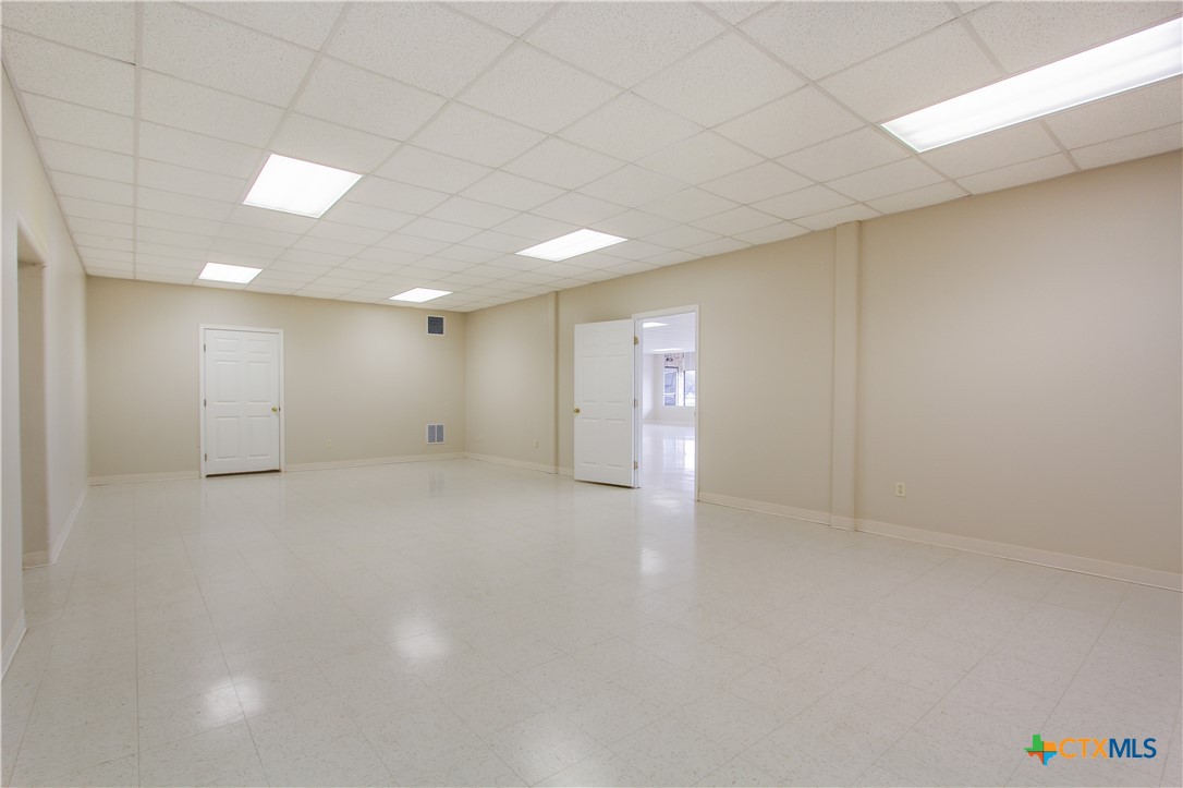 595040 Property Photo 19