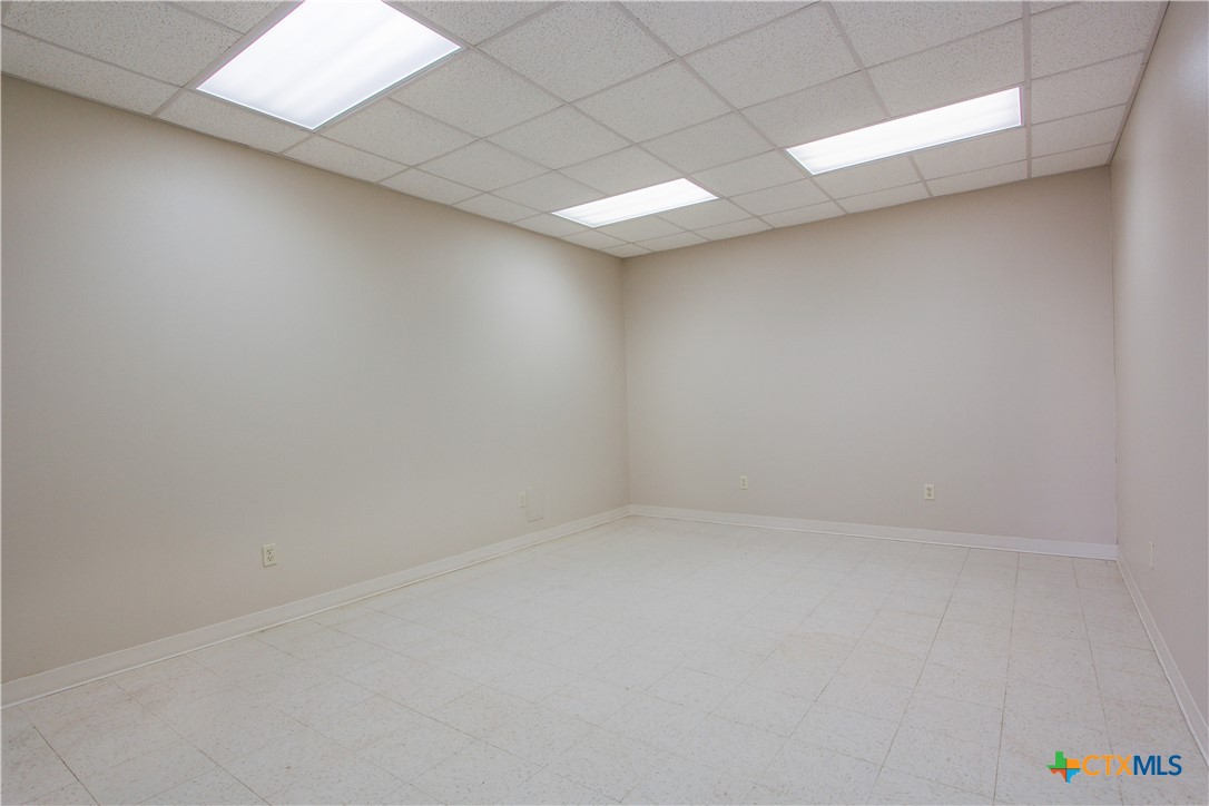 595040 Property Photo 22