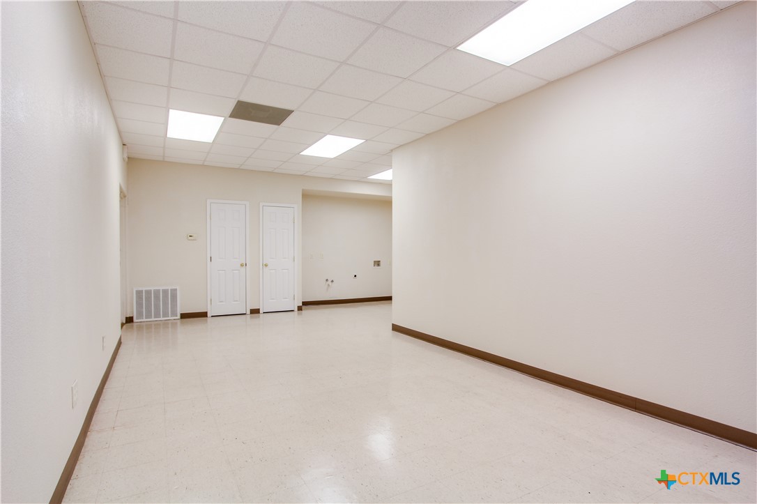 595040 Property Photo 24