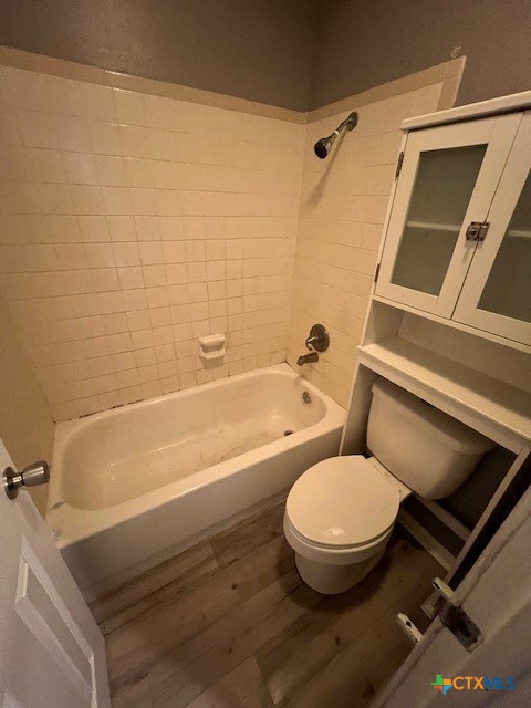 1111 Eastside Drive Property Photo 8