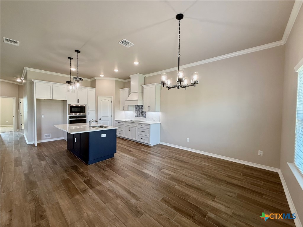 918 Alice Circle Property Photo 8