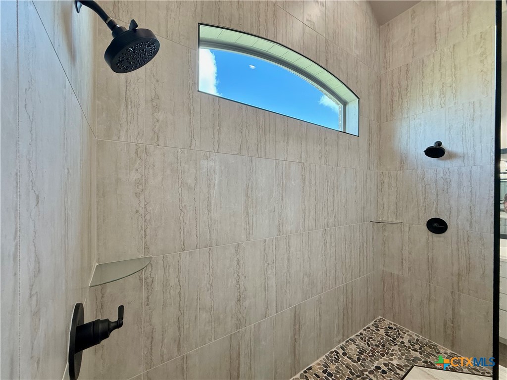 918 Alice Circle Property Photo 24
