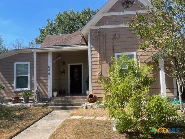 606 Schwab Street Property Photo 1