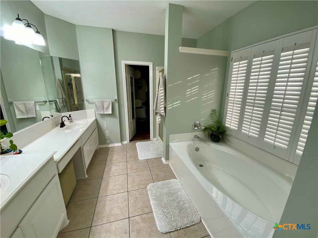 256 Las Brisas Boulevard Property Photo 13