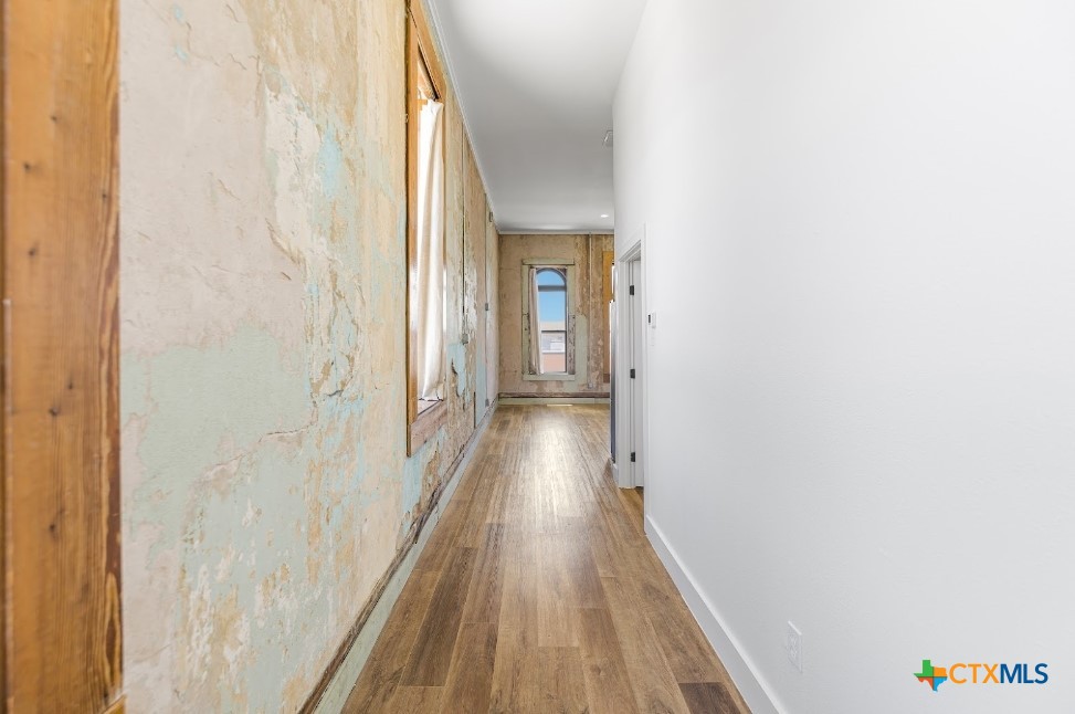 123 W May Street Property Photo 35