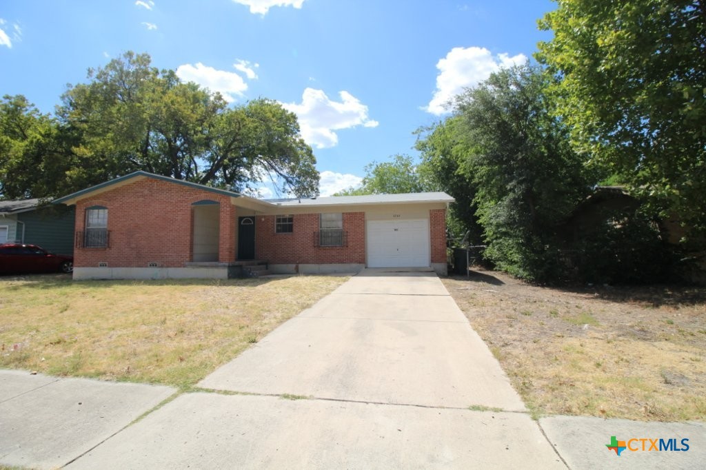 1201 Santa Rosa Drive Property Photo 1
