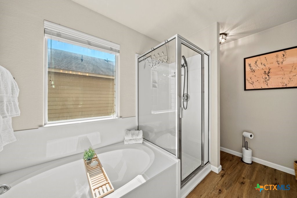 2111 Wiltshire Drive Property Photo 14