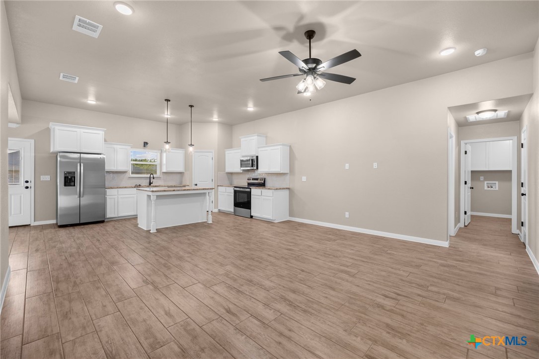 2540 Cowgirl Trail Property Photo 8