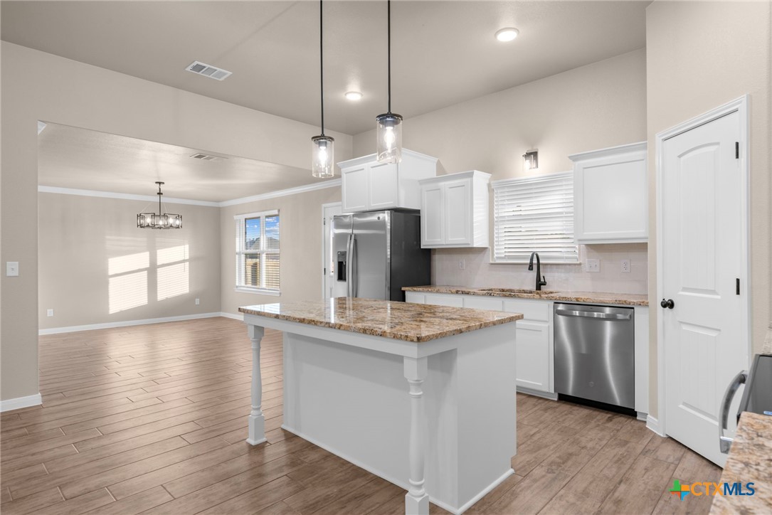 2540 Cowgirl Trail Property Photo 14