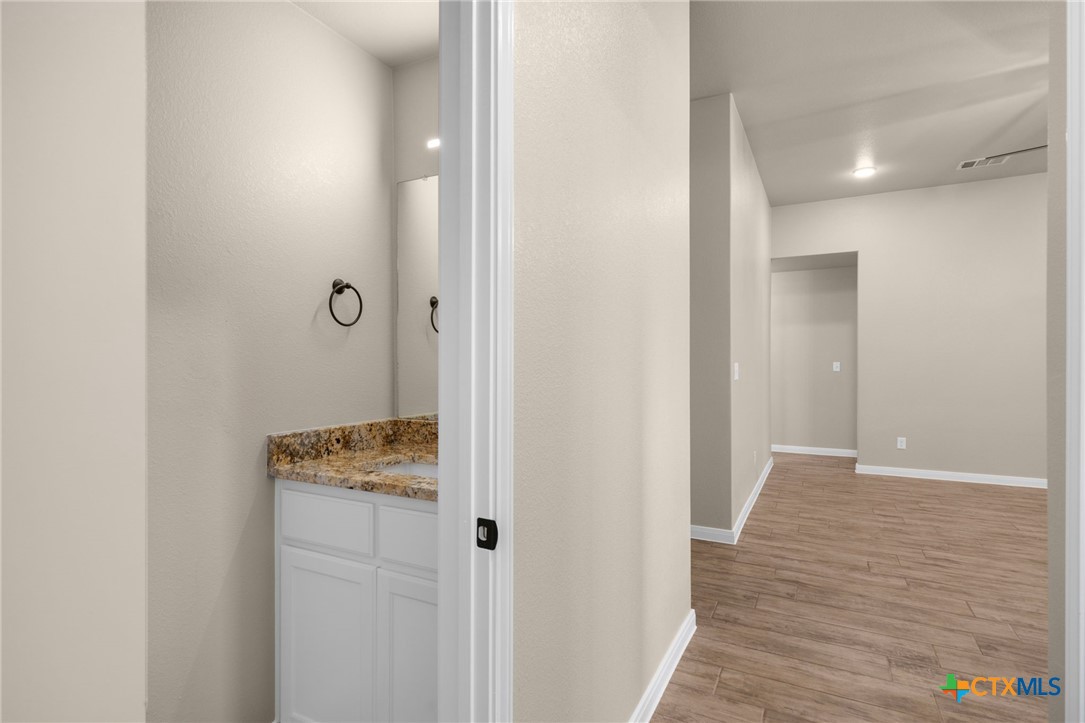 2540 Cowgirl Trail Property Photo 34
