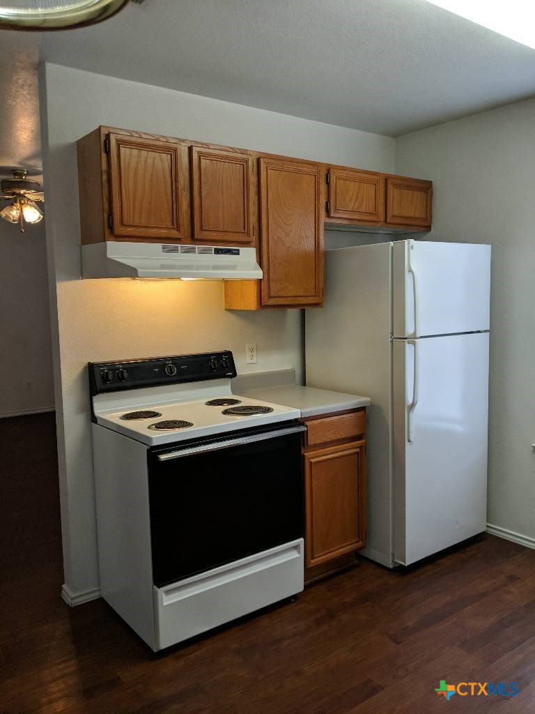 1114 Horizon Drive C Property Photo 3
