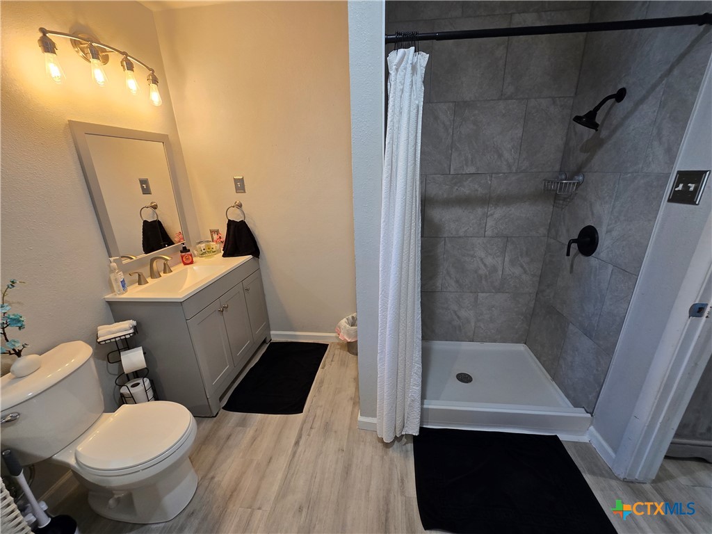3704 Trotwood Trail Property Photo 15