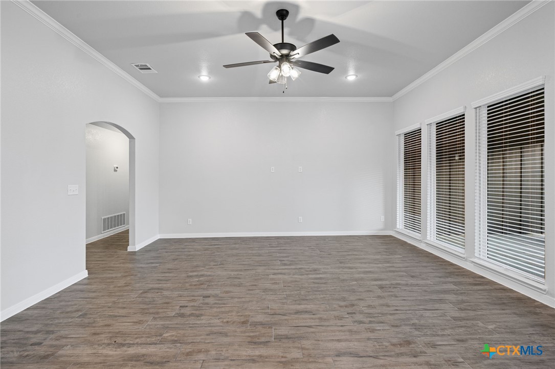 2546 Cowgirl Trail Property Photo 11