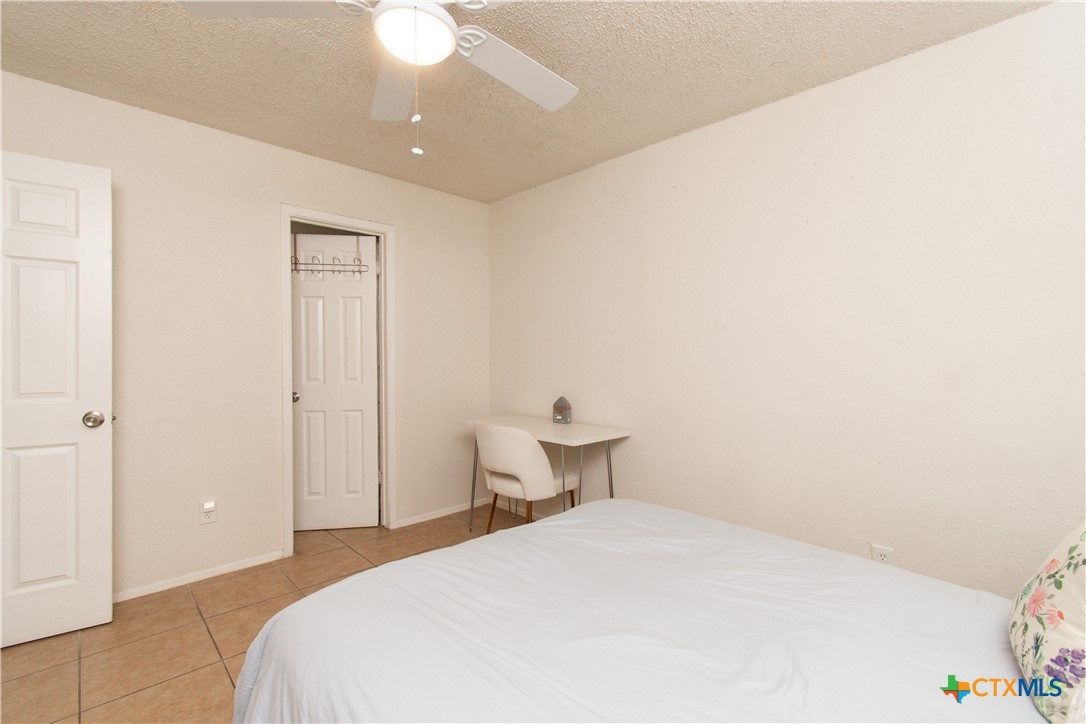 4405 Teri Road A Property Photo 16
