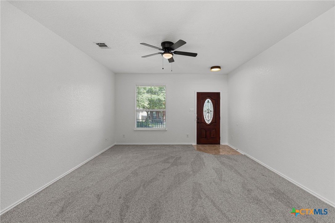 12206 Medina Mill Property Photo 5