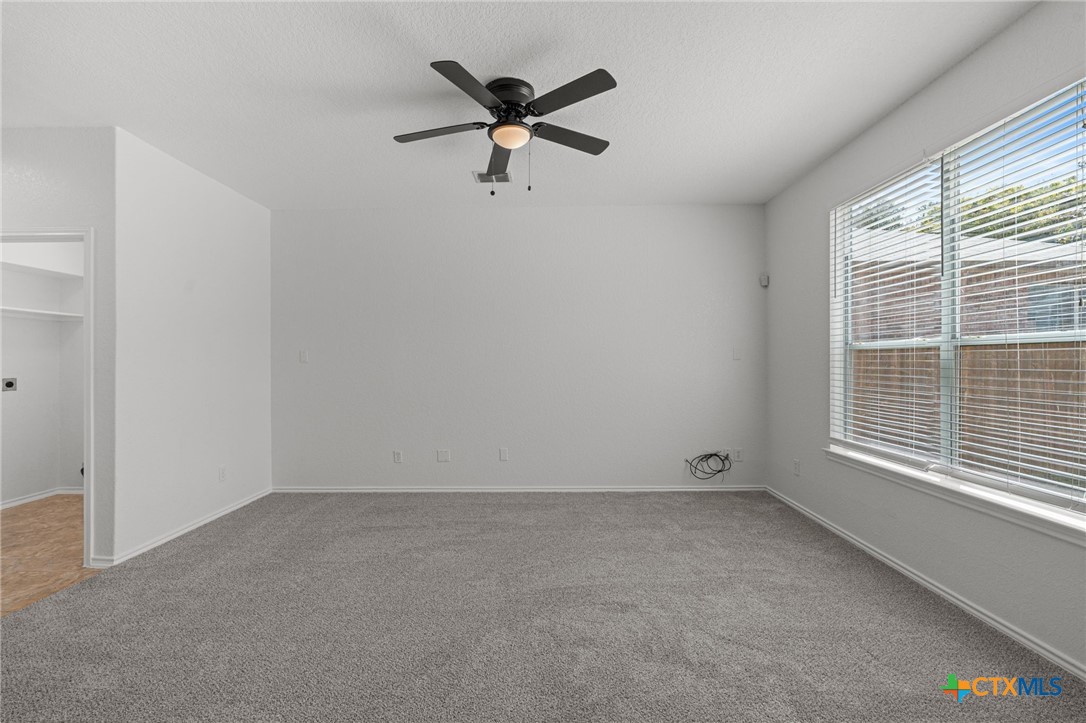 12206 Medina Mill Property Photo 22