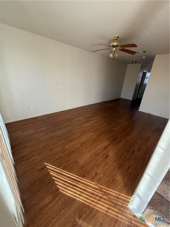 4305 Abigail Drive C Property Photo 2