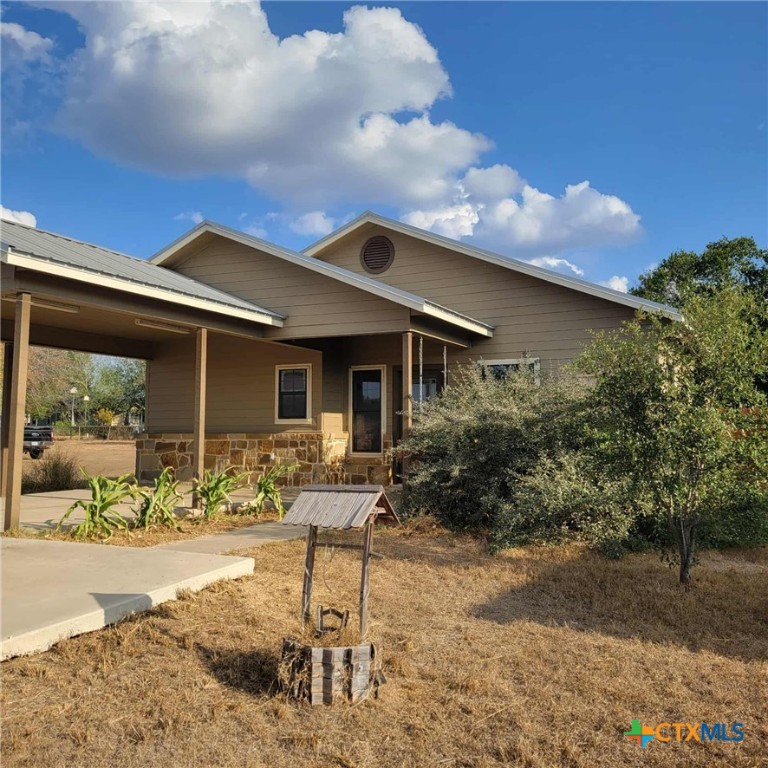 1104 Poplar Street Property Photo 1