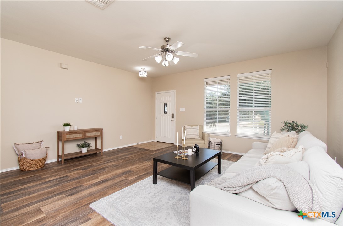 1116 Starlight Drive Property Photo 5